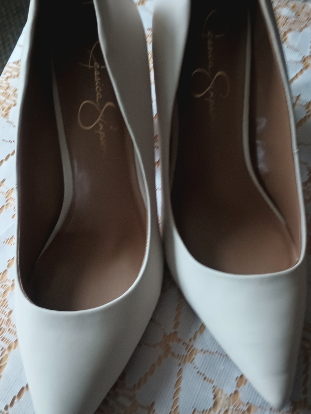 Jessica Simpson Cream Pointed-Toe Stiletto Pumps